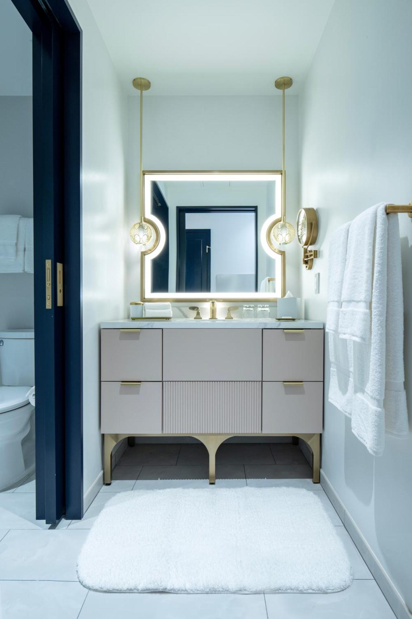 Universal'S Helios Grand Hotel, A Loews Hotel Williamsburg Exteriör bild